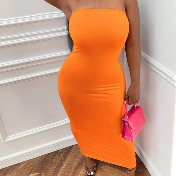🔥 Bold & Chic Strapless Bodycon Maxi Dress – Size Large 🔥 - Picture 5 of 10